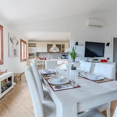 ホームステイ Matu House - Centric In Olbia-