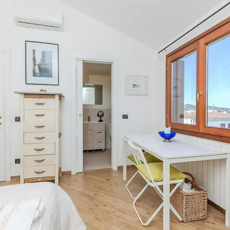 Matu House - Centric In Olbia- Accommodatie bij particulieren Olbia