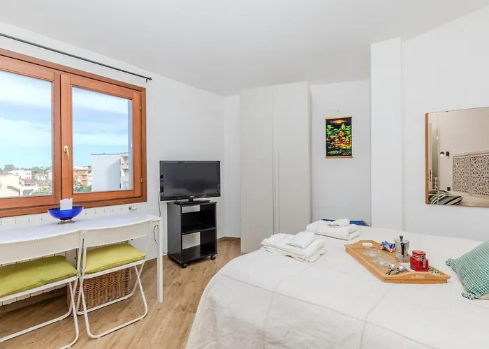 Matu House - Centric In Olbia- Alloggio in famiglia Olbia